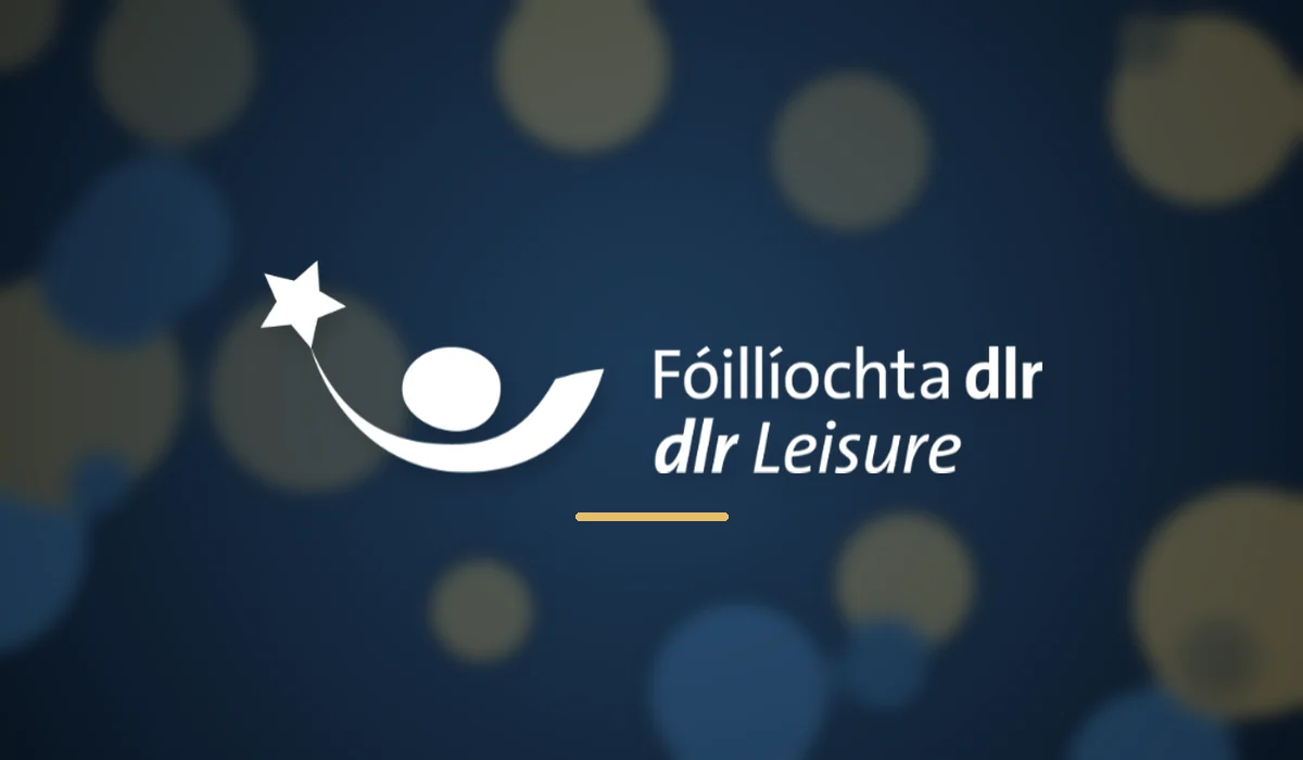 The Fóillíocht dlr Leisure logo in white on a dark blue background with soft bokeh circles.